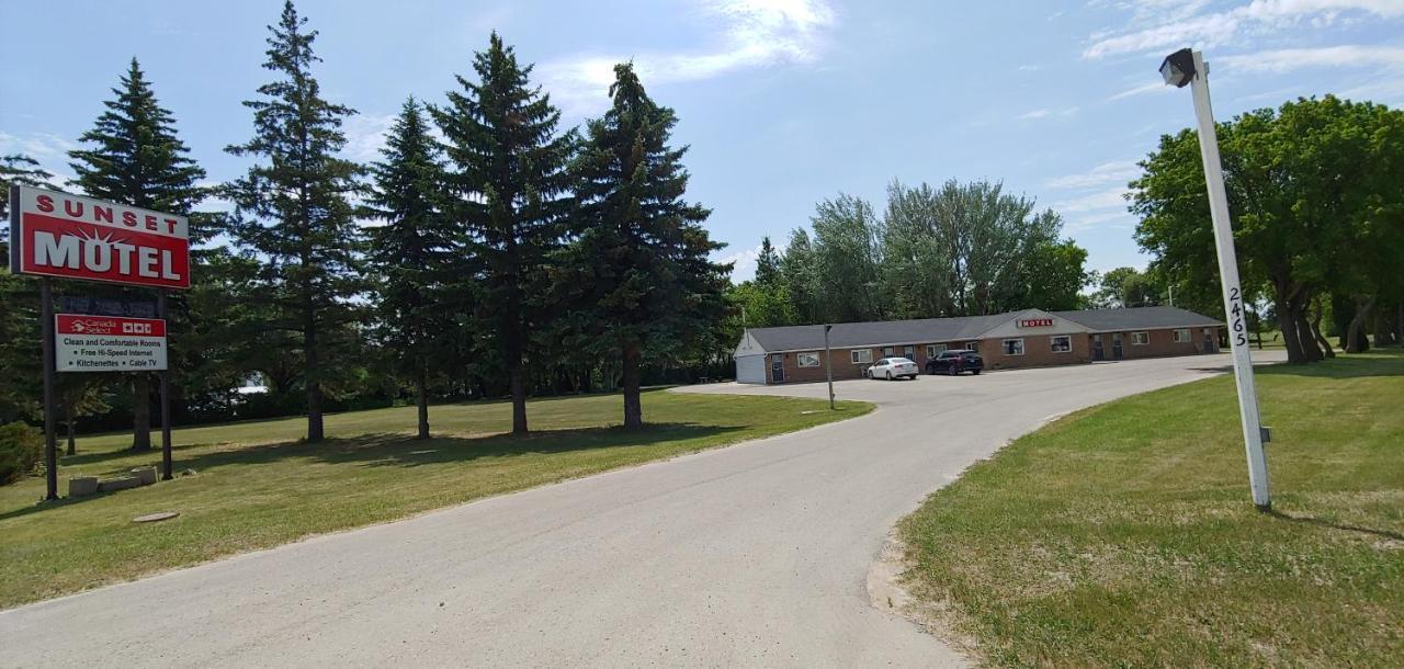 Sunset Motel Portage la Prairie Exterior foto
